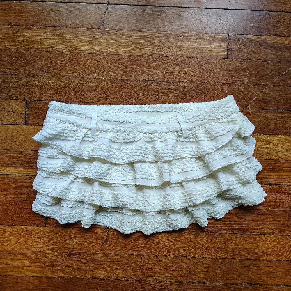 SOLD LIONESS Match Point Ruffle Mini Skort in Porcelain Cream Off White Sz Small - Picture 4 of 7